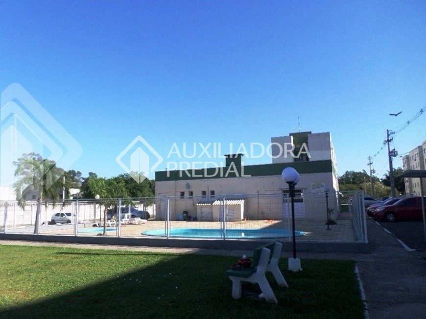 Apartamento no bairro Restinga