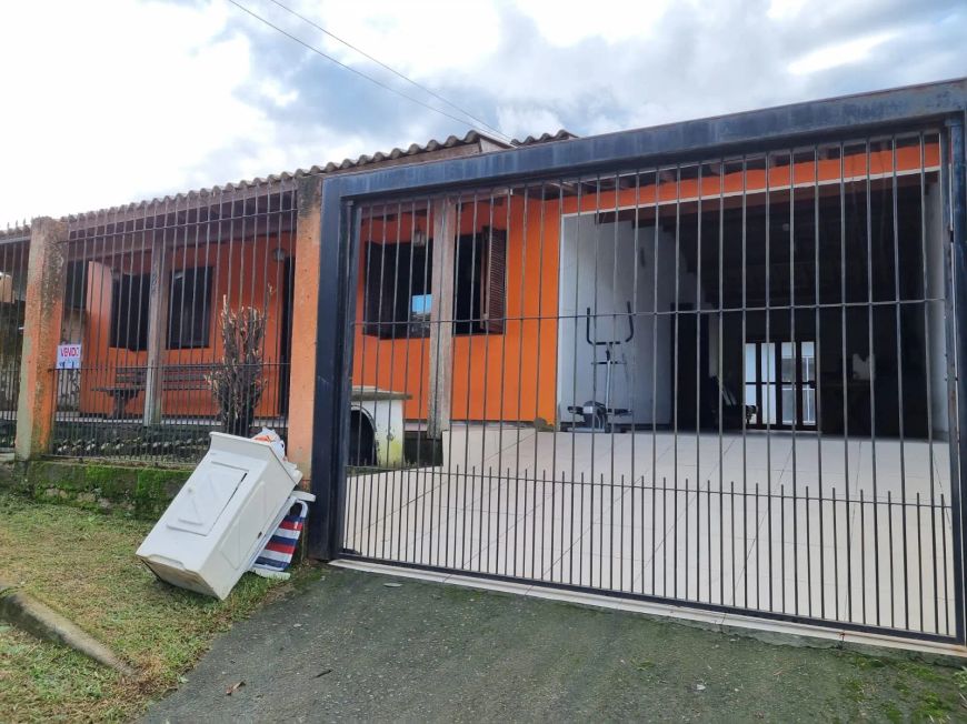 Térrea para venda com 295 metros quadrados com 3 quartos em Restinga - Porto Alegre - RS