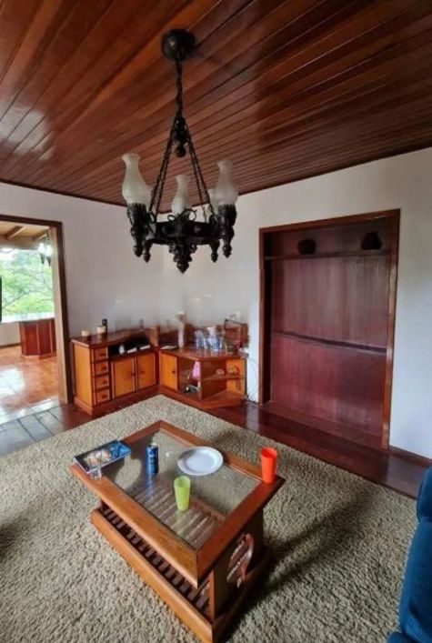 Apartamento cobertura à venda no Jardim Lindóia com 3 dormitórios e 213 m².