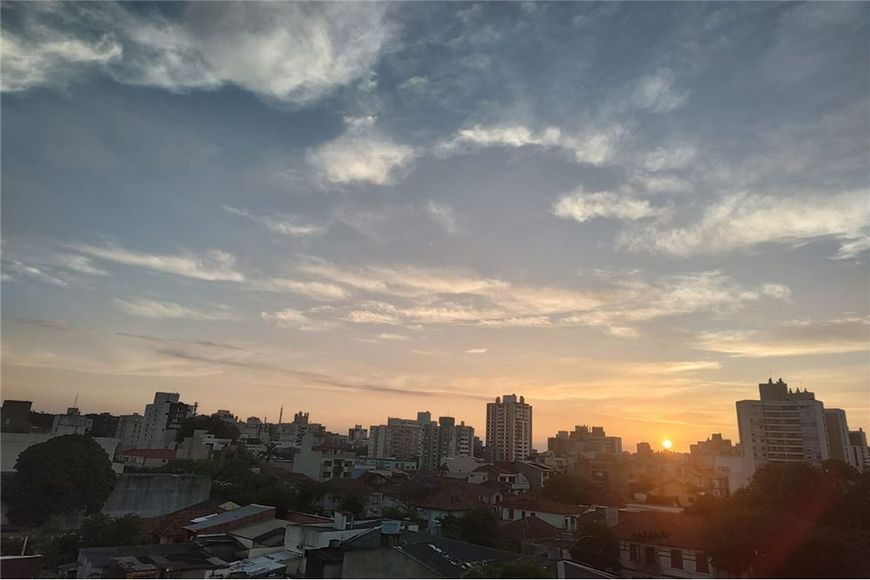 Apartamento com 3 Dormitorio(s) localizado(a) no bairro Menino Deus em Porto Alegre / Ref.:OR5716387