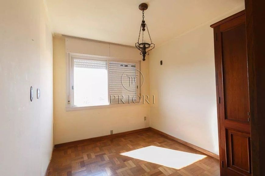 EXCELENTE APTO 3 DORM NO BAIRRO MENINO DEUS