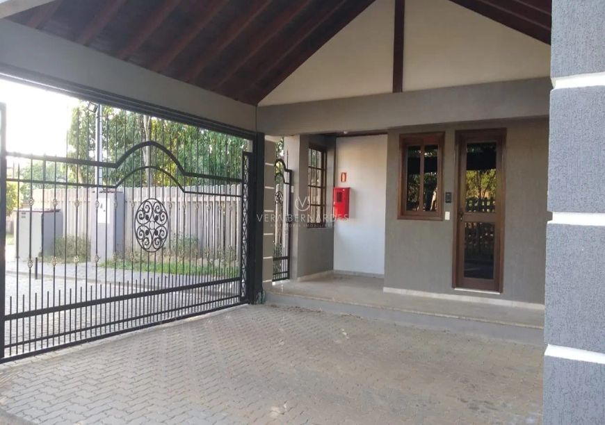 Terreno em Condomínio no bairro Campo Novo