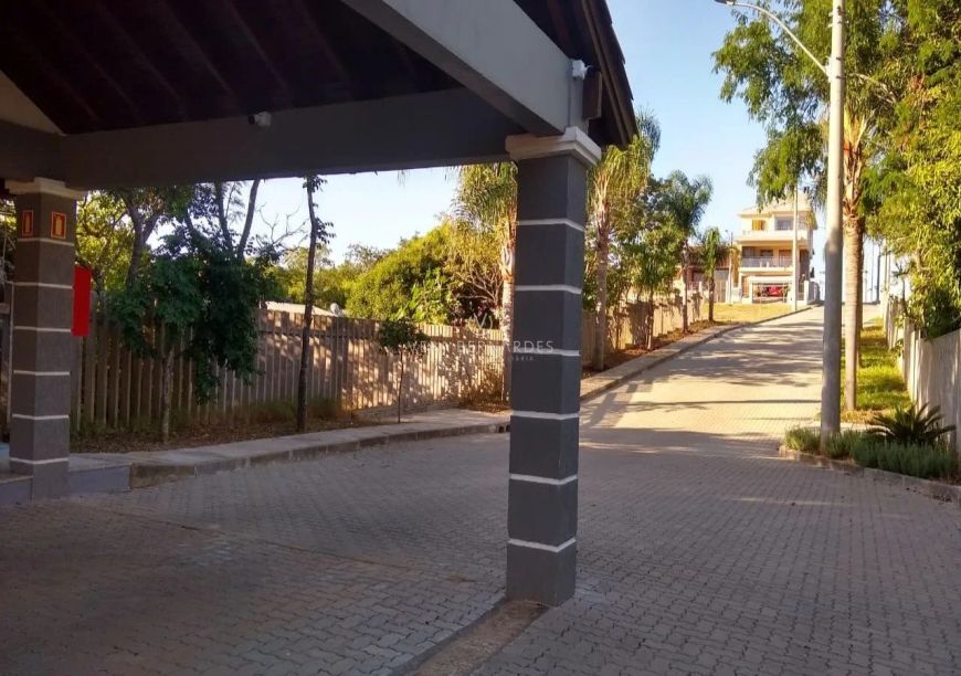 Terreno em Condomínio no bairro Campo Novo