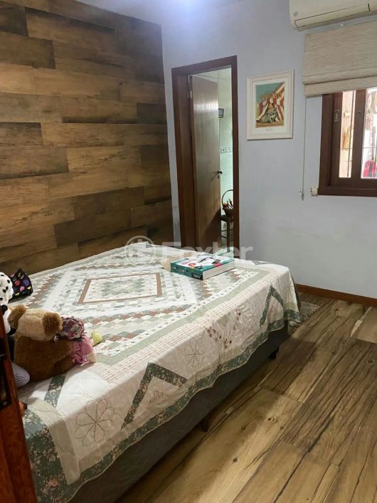 Casa à venda Rua Menezes Paredes, Nonoai - Porto Alegre