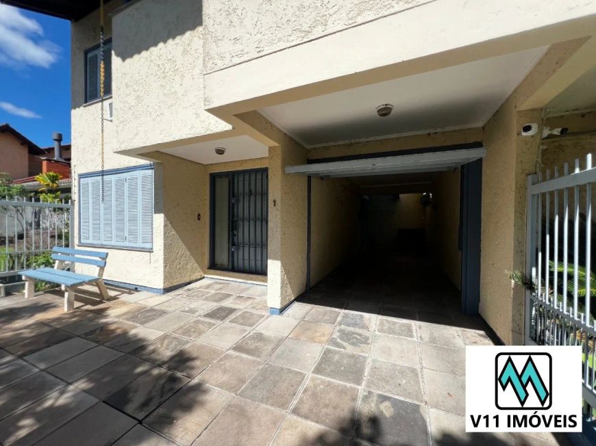 Casa em condomínio na Vila Assunção!