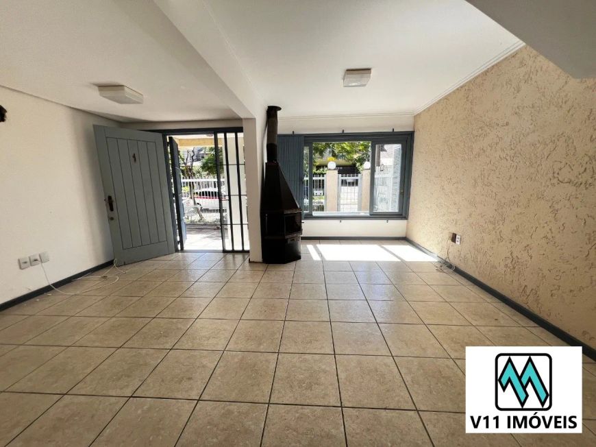 Casa em condomínio na Vila Assunção!