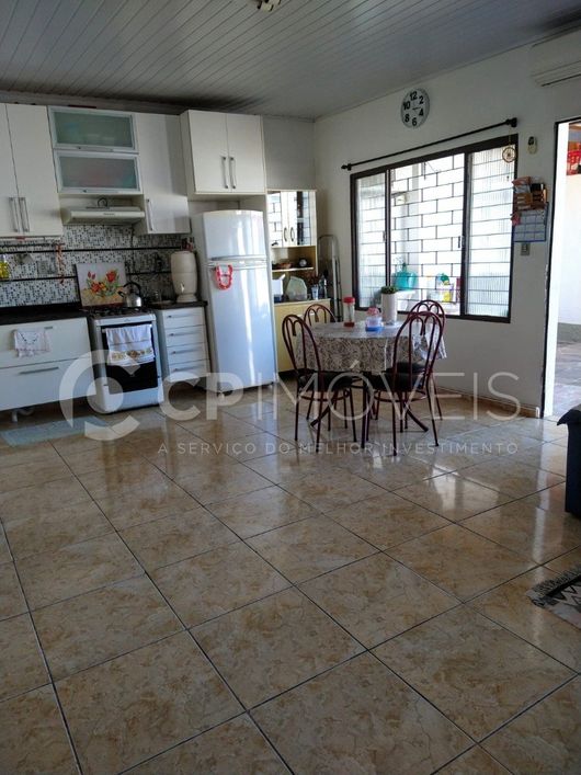 casa/terreno em Porto Alegre, no bairro Sarandi, à venda.