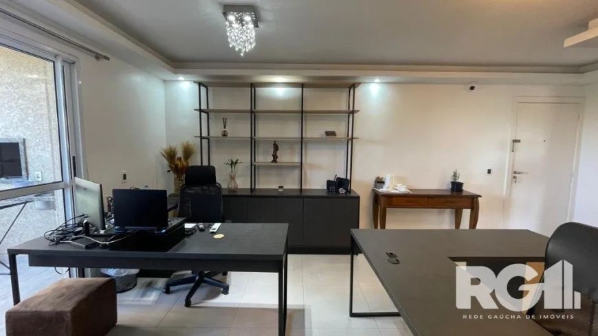 Este incrível apartamento de 3 dormitórios e 85m² une conforto e sofisticação em cada detalhe. A suí