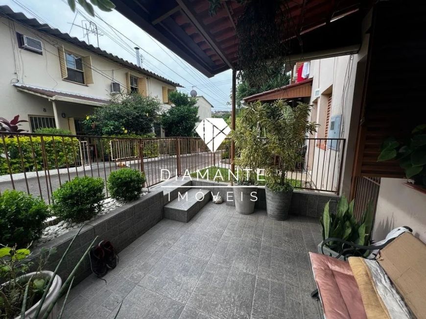 CASA EM CONDOMÍNIO 2D COM PÁTIO NA VILA NOVA