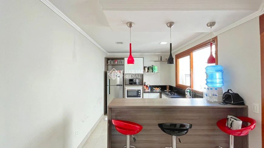 Casa à venda 3 suites com piscina na Hipica - Porto Alegre