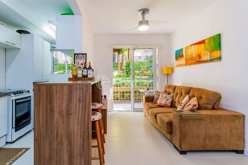 Imóvel para venda possui 56 metros quadrados com 2 quartos em Camaquã - Porto Alegre - RS