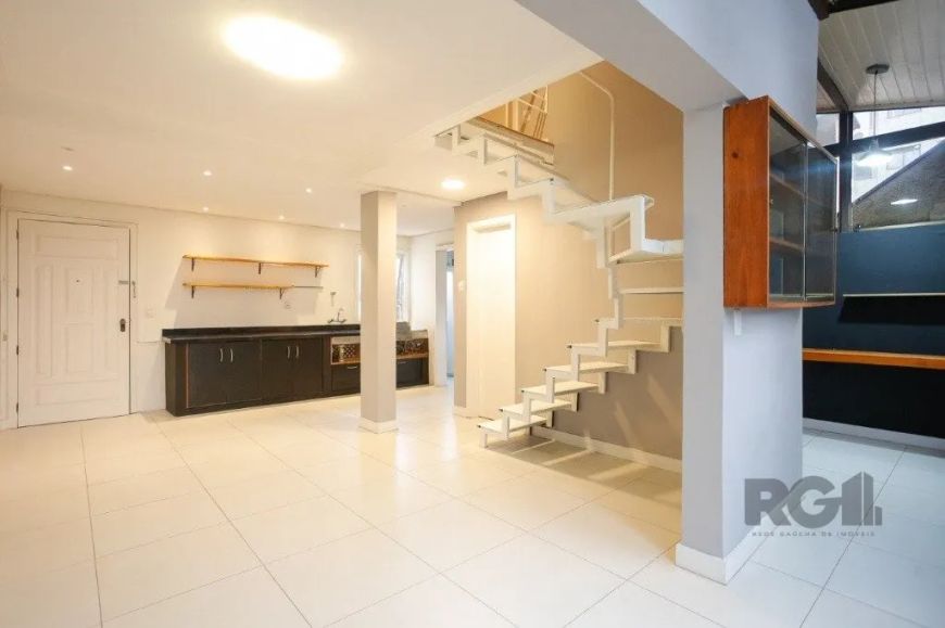 Apartamento Duplex Garden, com 2 dormitórios, 2 banheiros, semi-mobiliado, área de serviço, sacada,