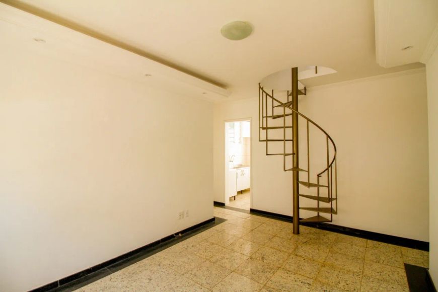 Cobertura à venda no bairro Moinhos De Vento com 122 m² e 2 dormitórios/quartos