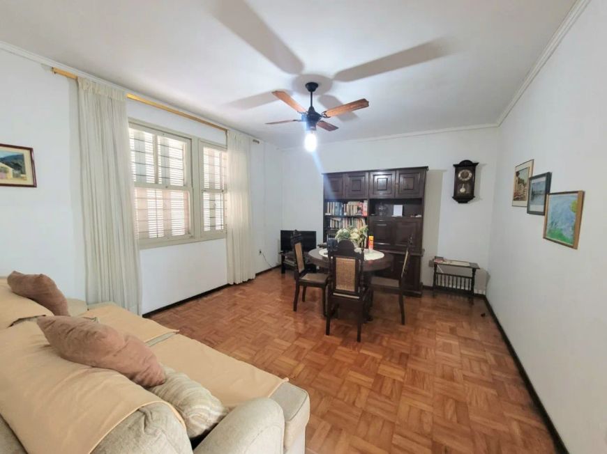 Casa térrea com 4 dormitórios e 4 vagas no bairro Jardim Itu por R$ 780.000,00