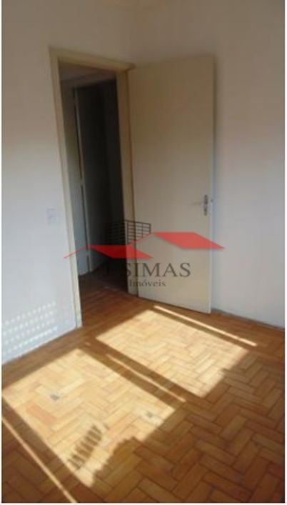Apartamento (Padrão), com 2 quartos e 1 banheiros à Venda, 70 m² em Porto Alegre/RS