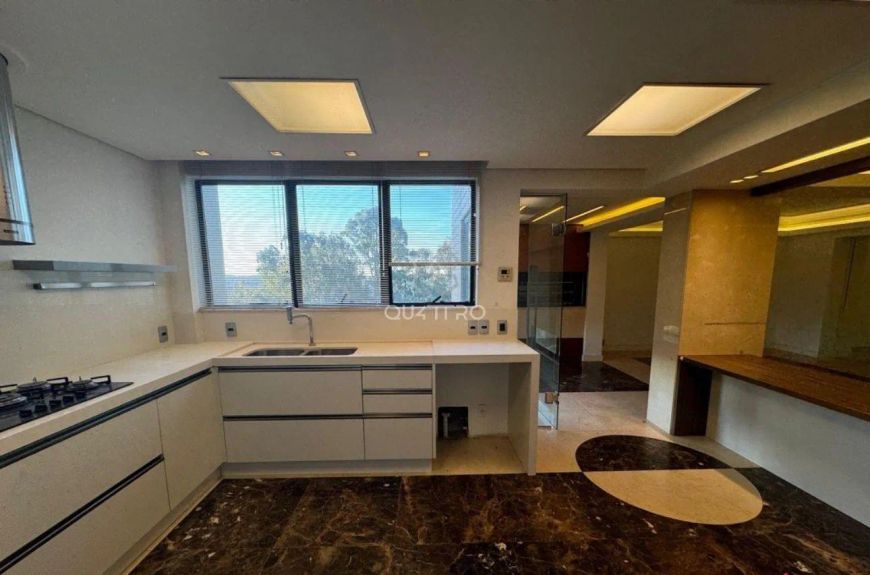 Apartamento s/mobiliado, decorado e equipado