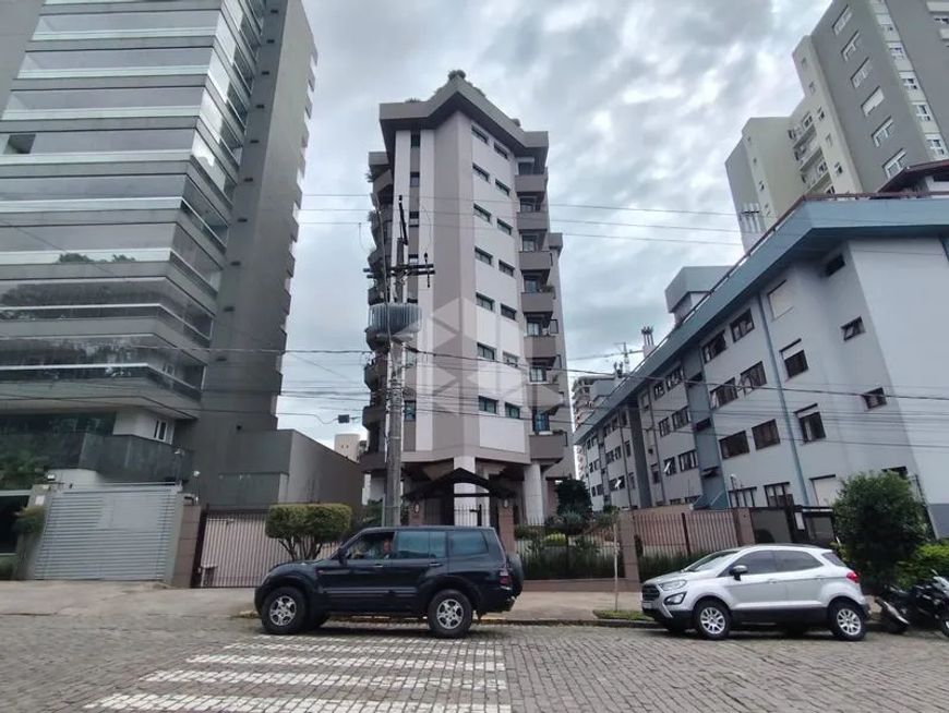 Apartamento em EXPOSIÇÃO