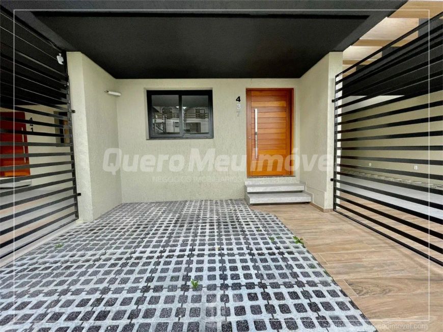 Sobrado triplex no Vinhedos