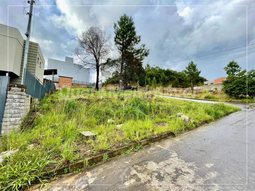 Excelente terreno de esquina no São Luiz