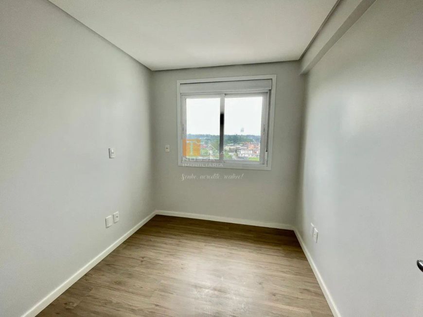 Apartamento 03 dormitórios no Desvio Rizzo em Caxias do Sul - RS