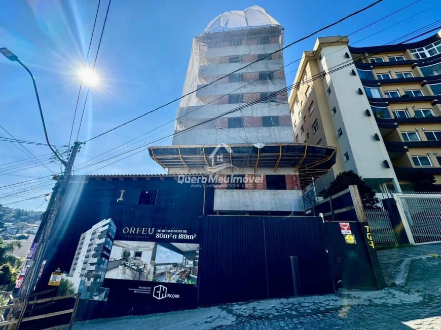 Apartamento em construção no bairro São Leopoldo