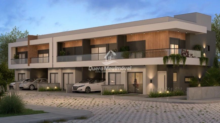 Sobrados em construção no Santa Catarina