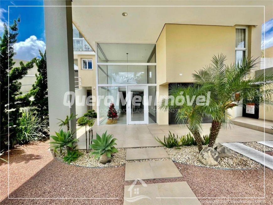 Apartamento Semimobiliado à venda no J. América.
