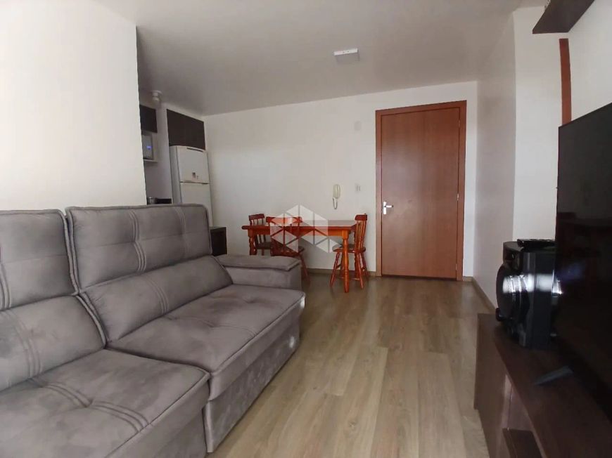 Apartamento de 53m , sem mobília com 2 dormitorios, sacada e vaga de garagem coberta no Bairro Desvi