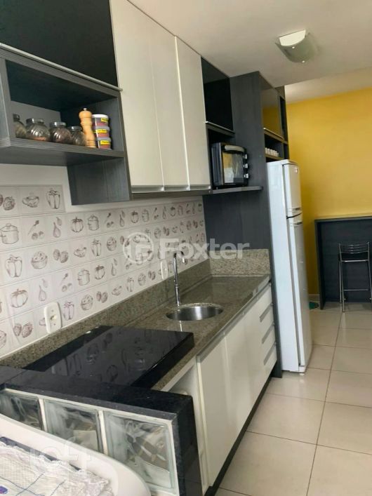 Apartamento à venda Rua Ângelo Lourenço Tesser, De Lazzer - Caxias do Sul