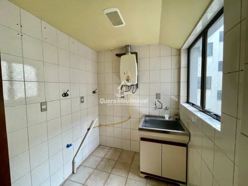 Apartamento com 2 dormitórios no Madureira