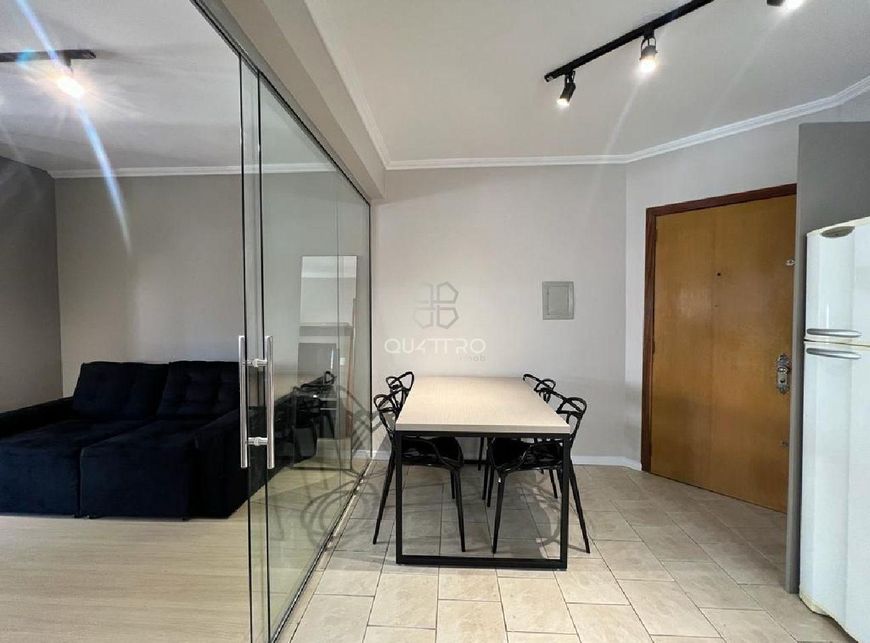 Apartamento mobiliado no centro da cidade