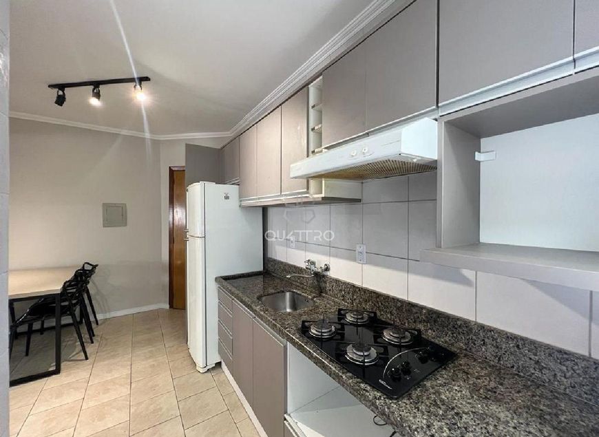 Apartamento mobiliado no centro da cidade