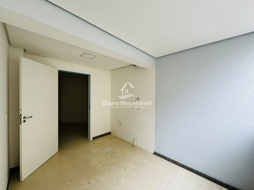 Apartamento com 3 dormitórios no Pio X