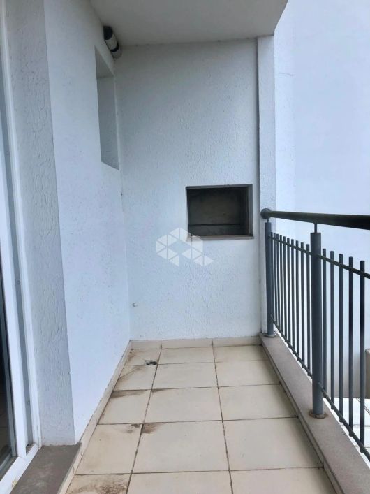 Apartamento em Desvio Rizzo