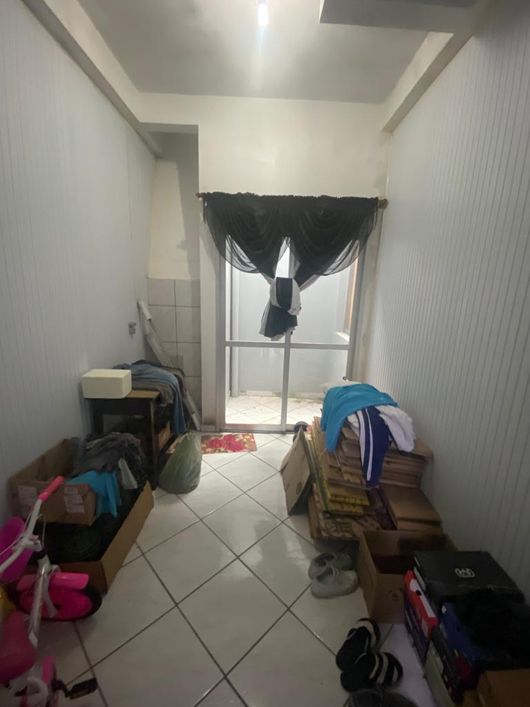 CASA PARA LOCAÇÃO E VENDA NO BAIRRO DE LAZZER COMPOSTA POR 3 DORMI.|SALA E COZINHA|ÁREA DE SERVIÇO
