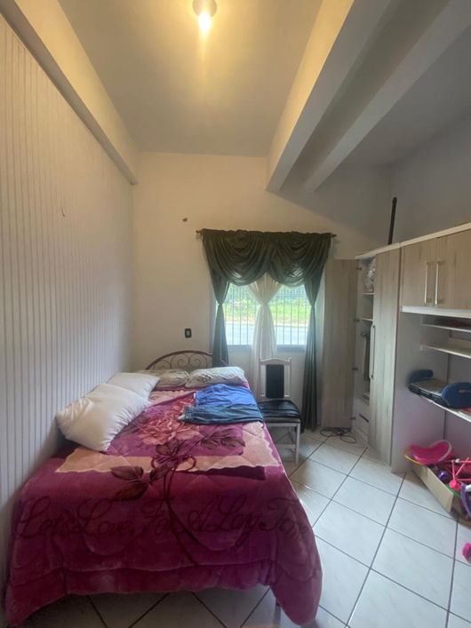 CASA PARA LOCAÇÃO E VENDA NO BAIRRO DE LAZZER COMPOSTA POR 3 DORMI.|SALA E COZINHA|ÁREA DE SERVIÇO