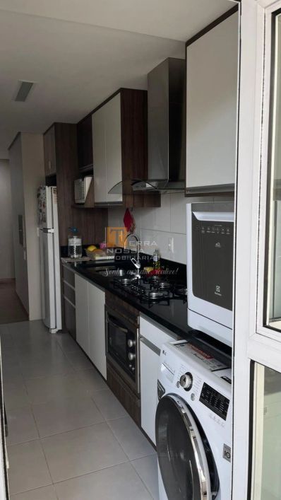 Excelente apto 2 dormitórios no Villagio Iguatemiem Caxias do Sul RS