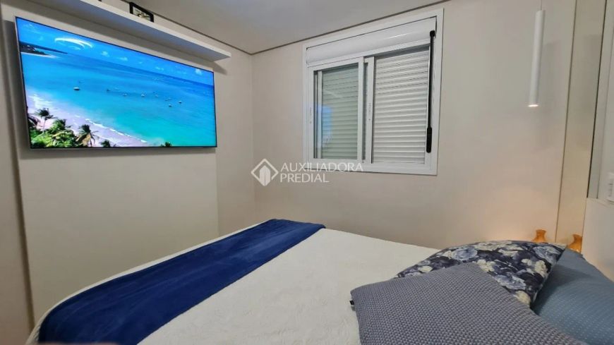 Auxiliadora Predial vende apartamento mobiliado no Cidade Nova com 02 quartos
