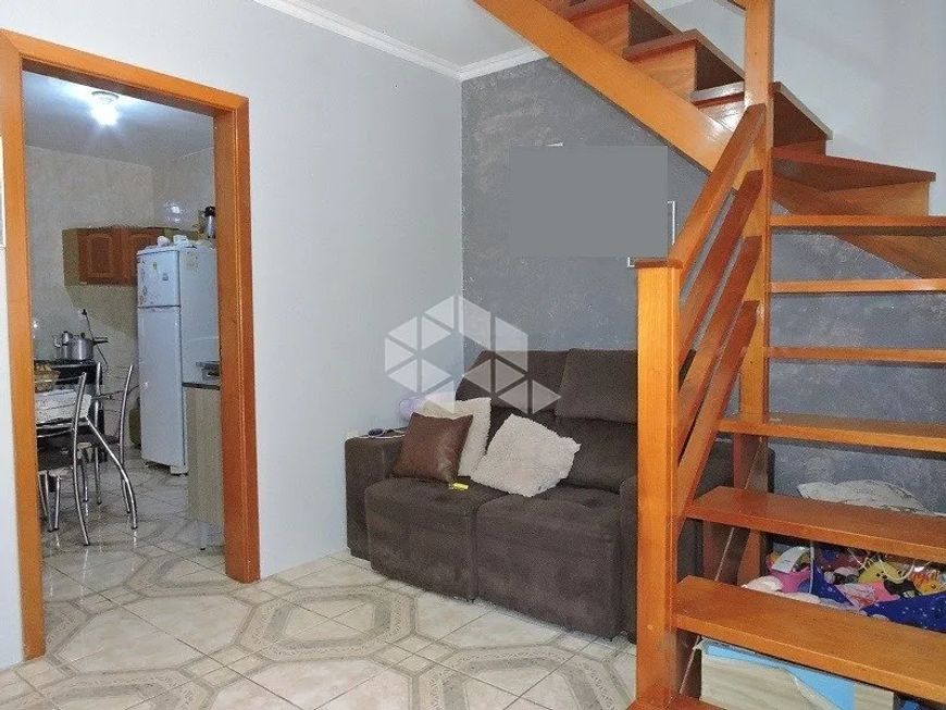 Sobrado 2 com dormitórios e 1 vaga de garagem no Cidade Nova