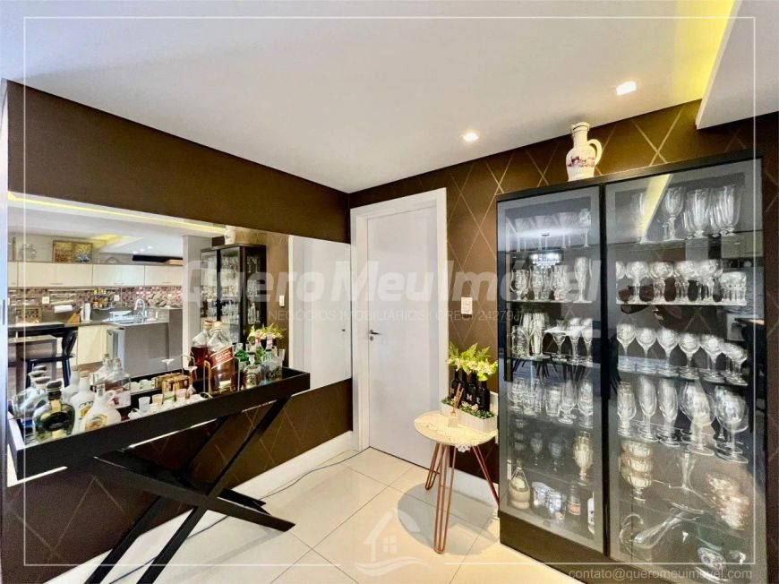Apartamento de 3 dormitórios em Ana Rech