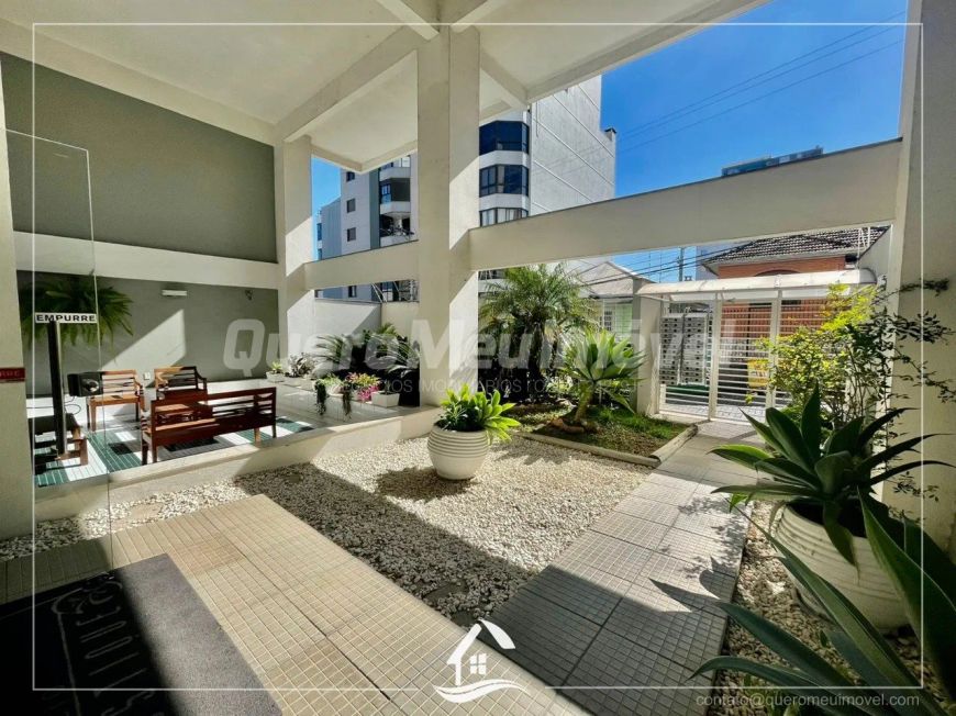 Apartamento em São Pelegrino