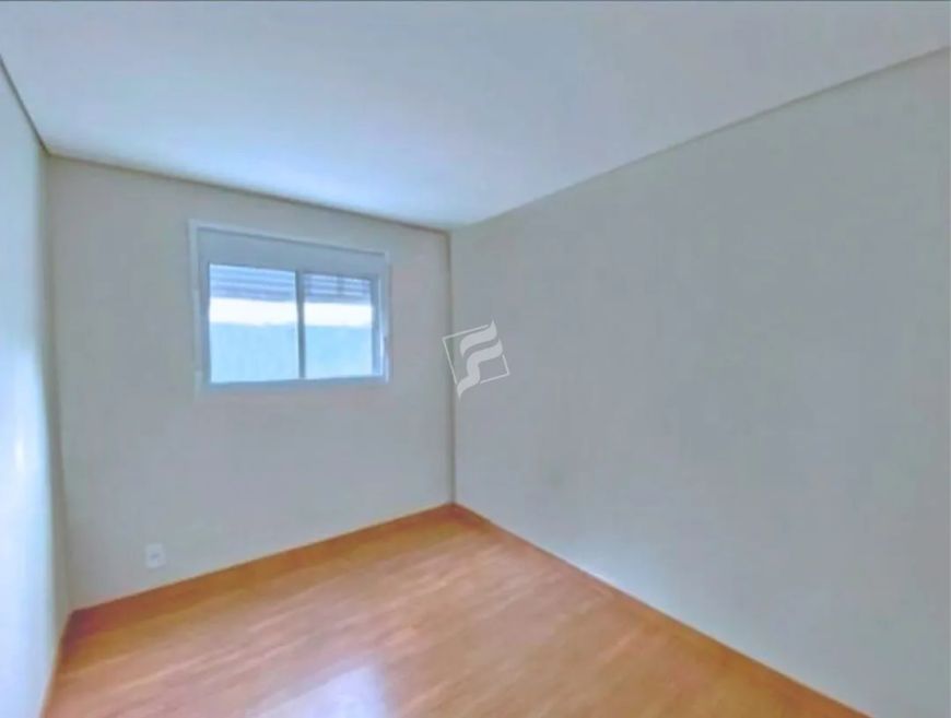 FULCHER IMÓVEIS Vende: Apartamento no Panazzolo com 2 dormitórios (sendo 01 suíte), sacada com churr