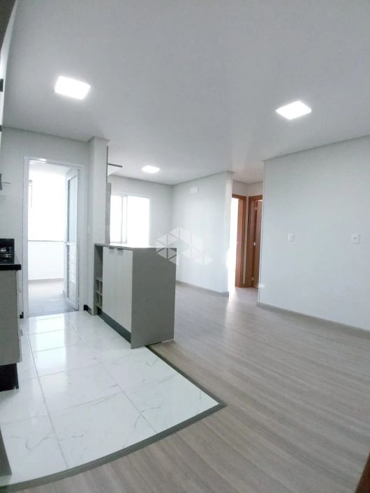 Apartamento em Desvio Rizzo