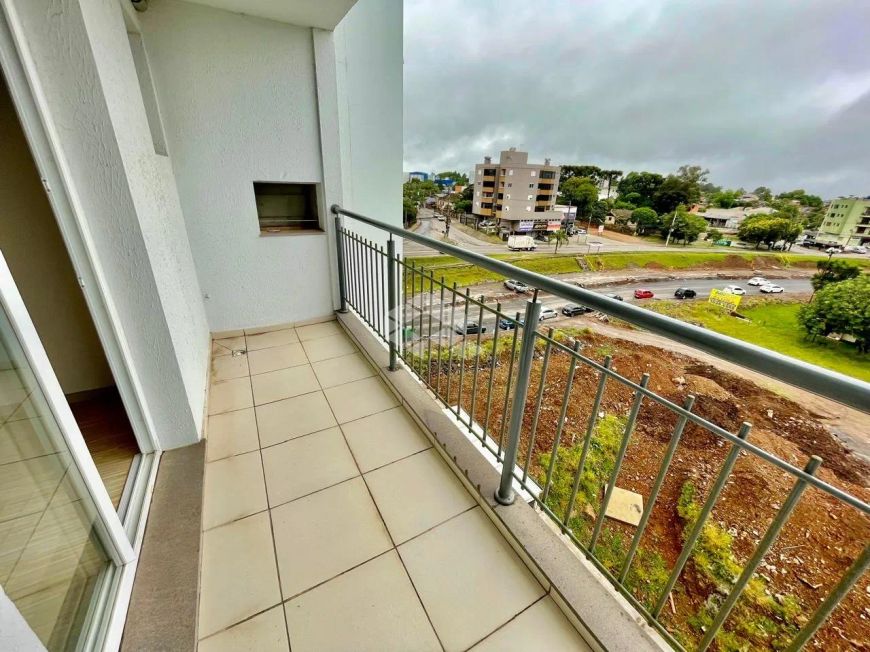 Apartamento em Desvio Rizzo