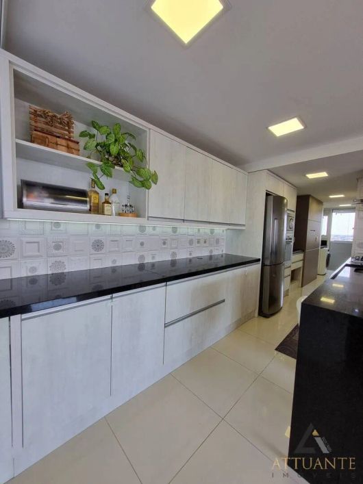 Apartamento semi mobiliado - Bairro Vila Verde