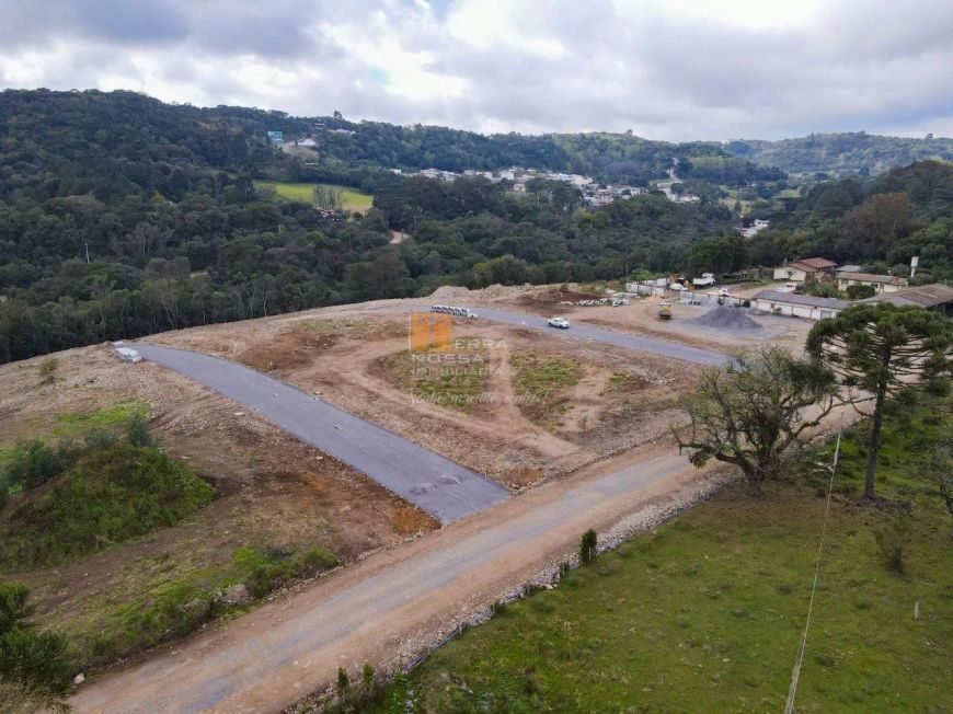 Terreno 348m² á venda no Parada Cristal em Caxias do Sul-RS