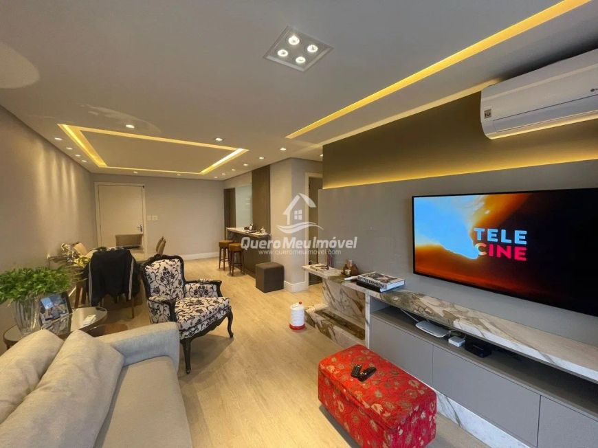 Apartamento mobiliado à venda no Madureira.