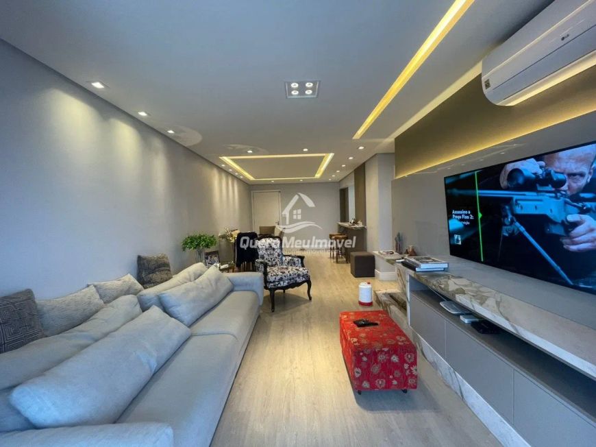 Apartamento mobiliado à venda no Madureira.