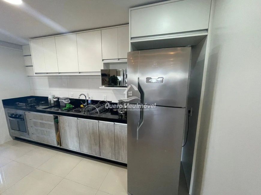 Apartamento à venda no bairro Sagrada Familia