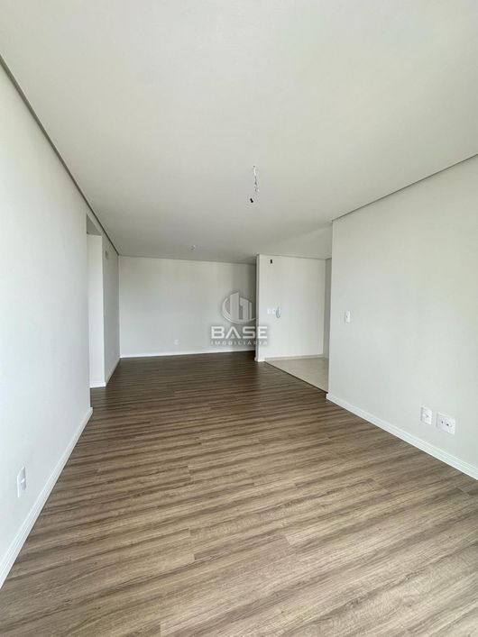 Apartamento novo com 2 dormitórios, sendo 1 deles suíte, sala de estar e jantar integradas com ampla